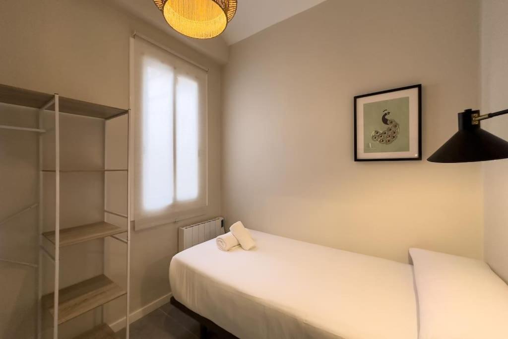 Bebarceloner Sants Apartments - 2 Bedrooms Exterior photo