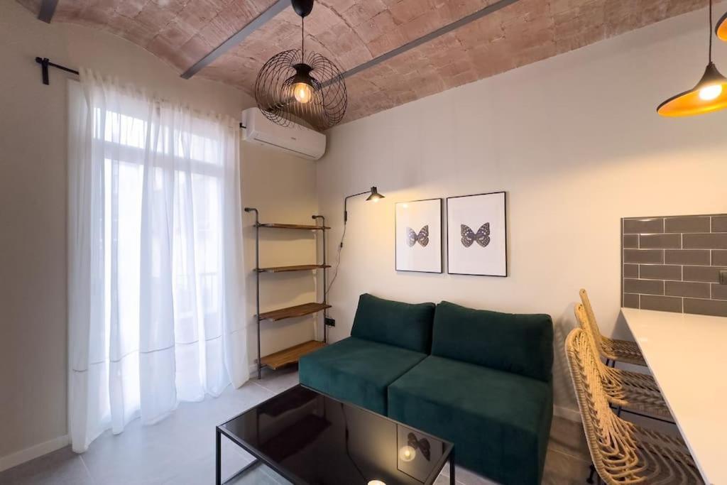Bebarceloner Sants Apartments - 2 Bedrooms Exterior photo